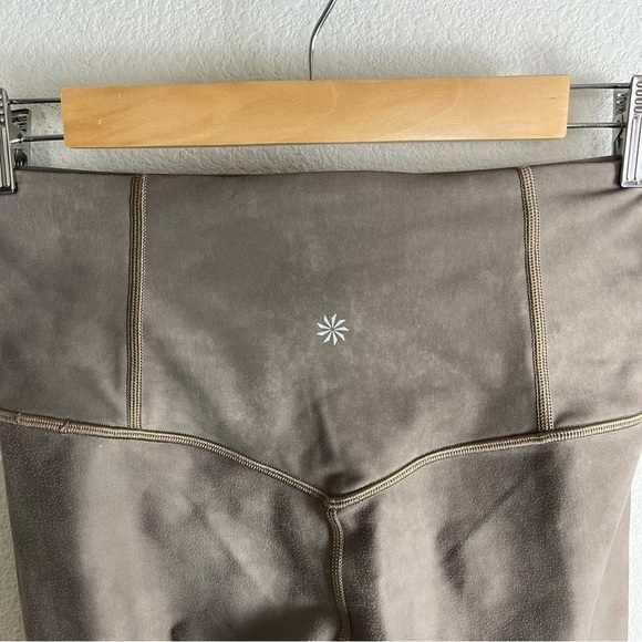 Athleta Elation Watercolor Stripe 7/8 legging size S - Picture 11 of 12